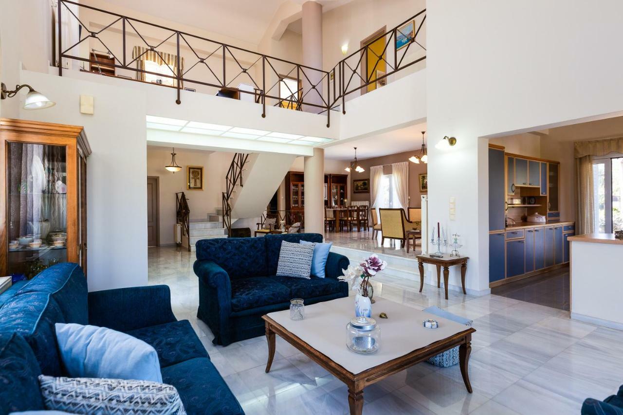 Carpe Diem-Luxury Villa With Private Pool Agia Paraskevi  エクステリア 写真