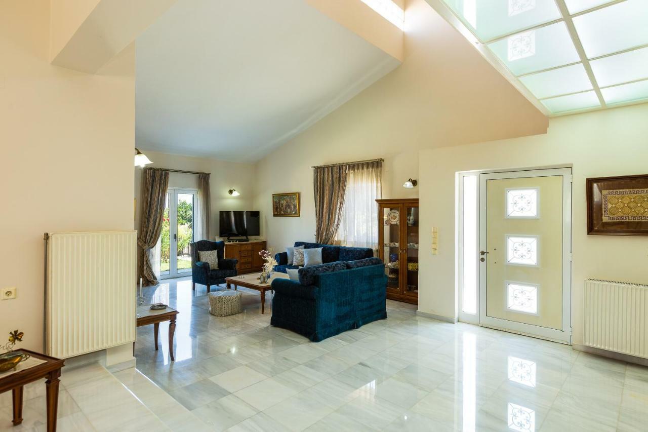 Carpe Diem-Luxury Villa With Private Pool Agia Paraskevi  エクステリア 写真