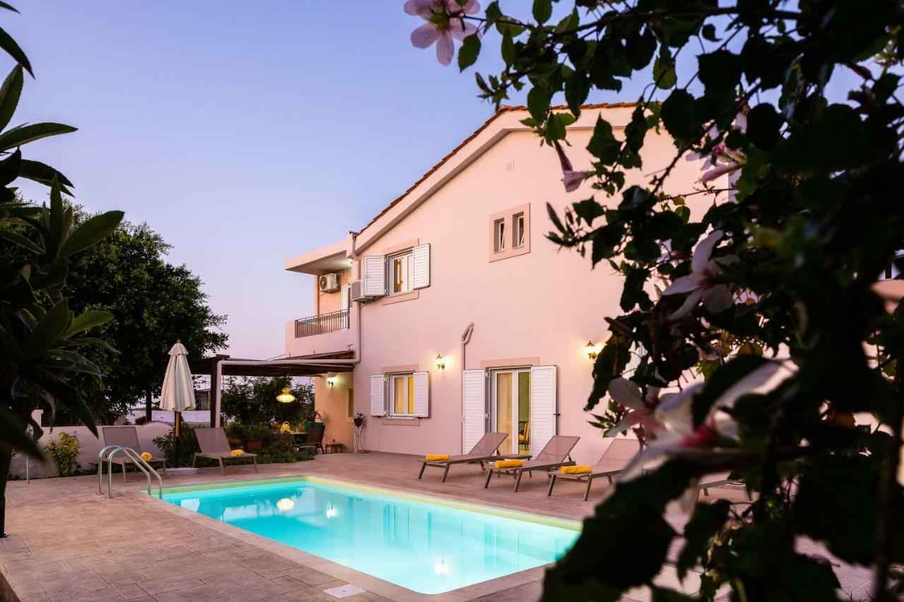 Carpe Diem-Luxury Villa With Private Pool Agia Paraskevi  エクステリア 写真