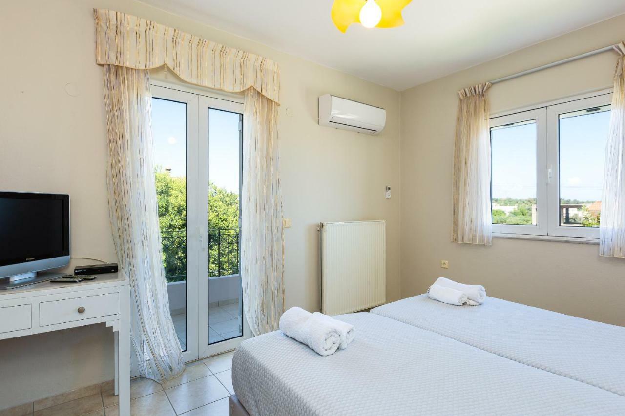 Carpe Diem-Luxury Villa With Private Pool Agia Paraskevi  エクステリア 写真